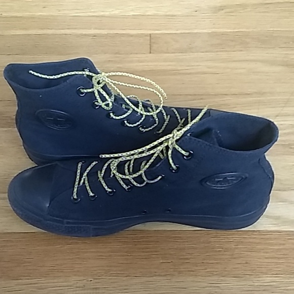 Converse Black Sneakers with Yellow Laces - Picture 2 of 6